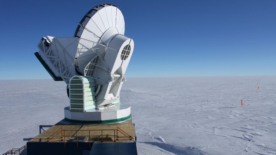 Extreme warming at the South Pole