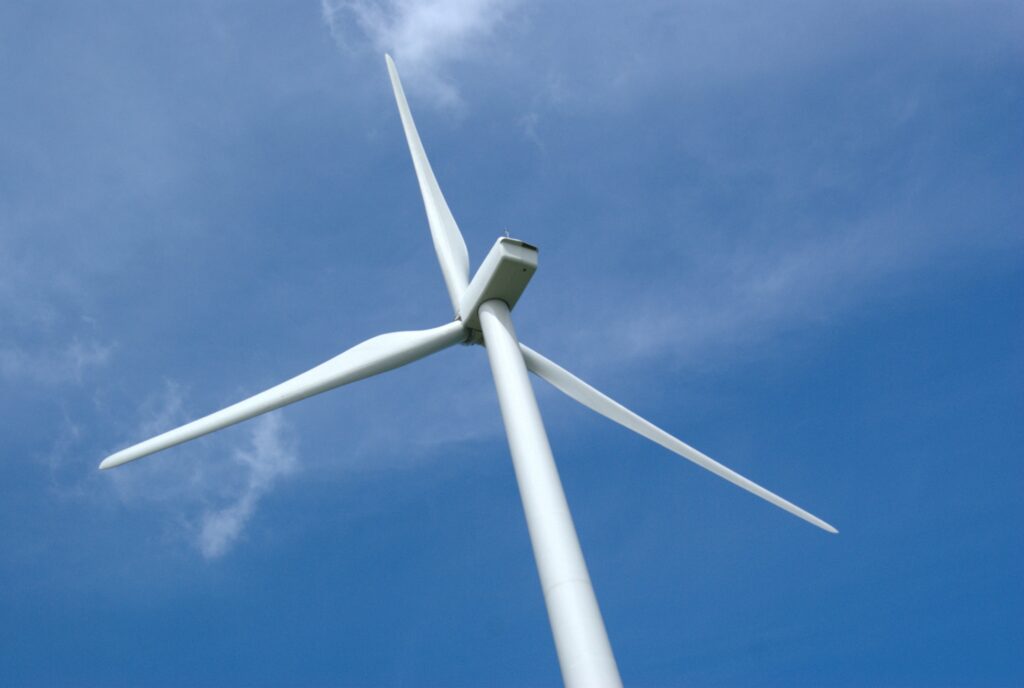 Making wind turbine blades recyclable